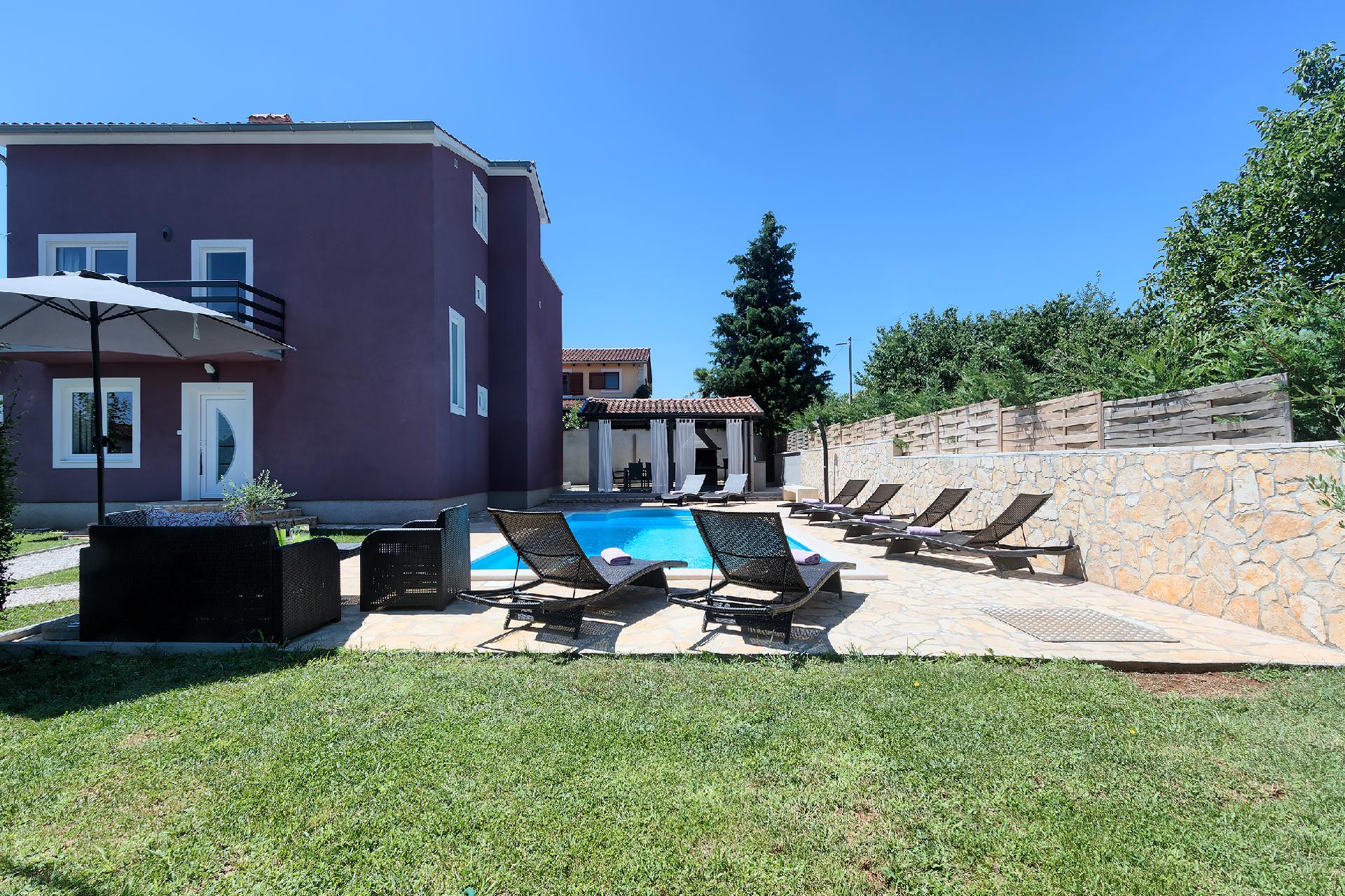 Ferienhaus mit Privatpool für 12 Personen ca.  in Istrien