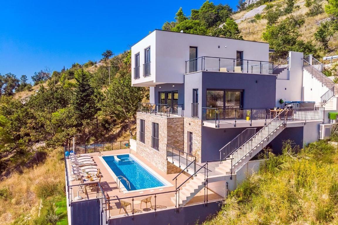 Villa Mia mit privatem Pool, Whirlpool, Fitnessrau Ferienhaus  Split Riviera