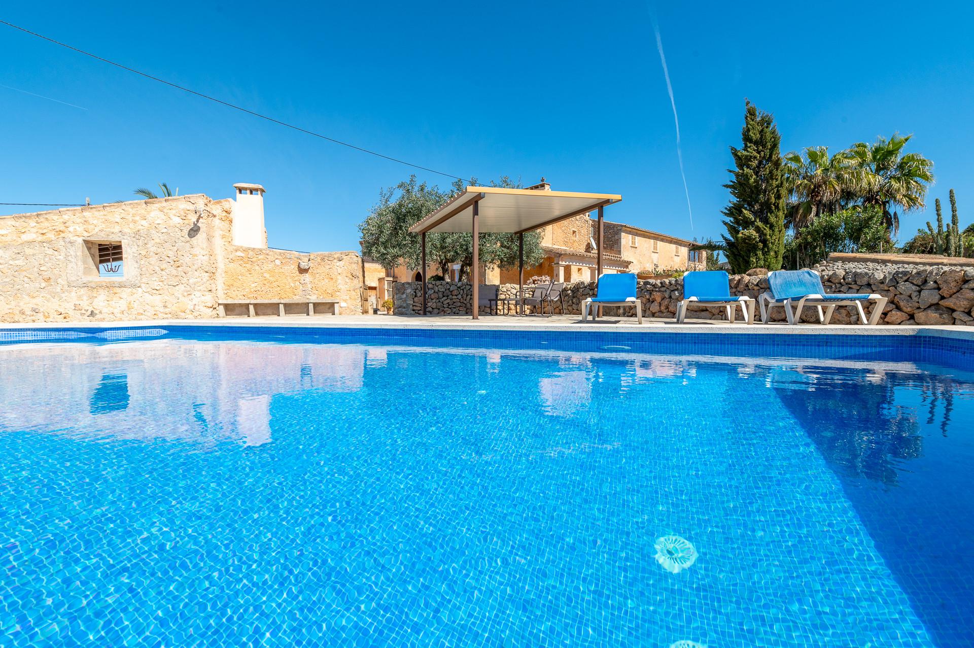 Ferienhaus mit Privatpool für 8 Personen ca 235 m² in Cas Concos des Cavaller Mallorca Südostküste von Mallorca