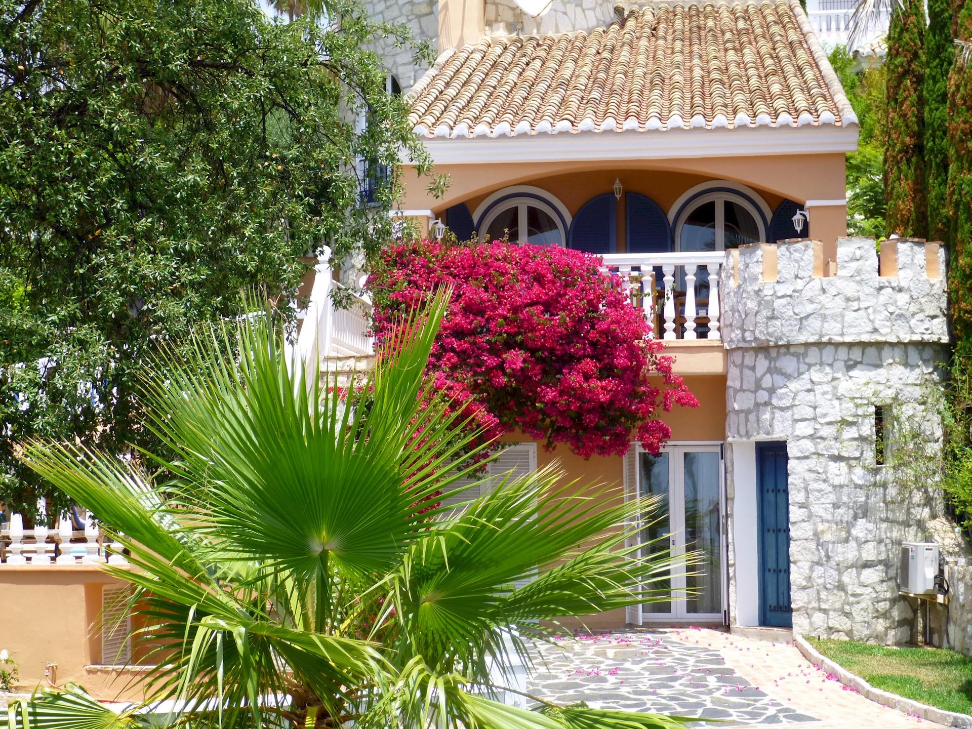Ferienhaus mit Privatpool für 8 Personen ca.  Ferienhaus  Costa del Sol