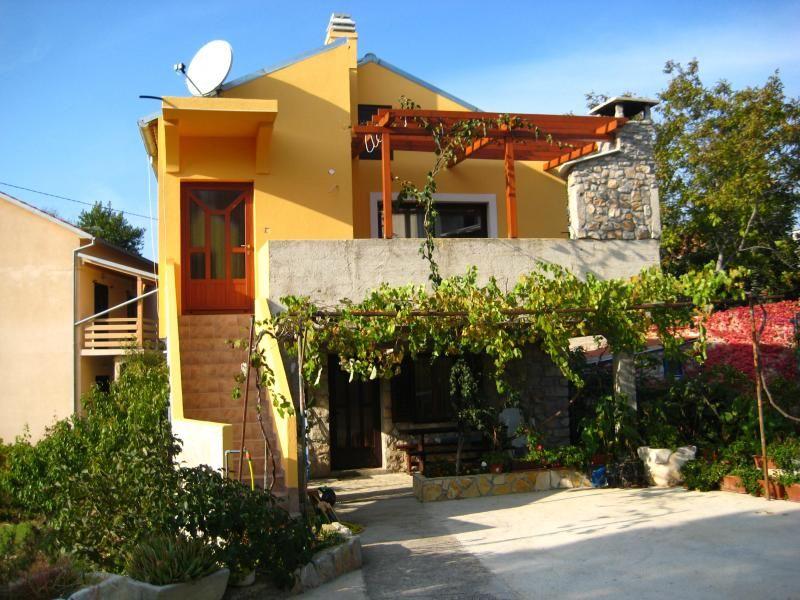 Komfortable Ferienwohnung mit schöner Terrass Ferienhaus auf der Insel Losinj