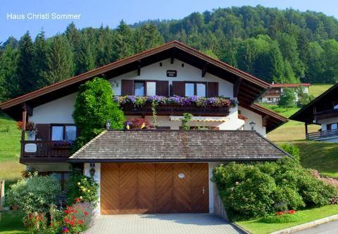 Ferienwohnung für 4 Personen ca. 55 m² i Ferienhaus  Chiemgauer Alpen