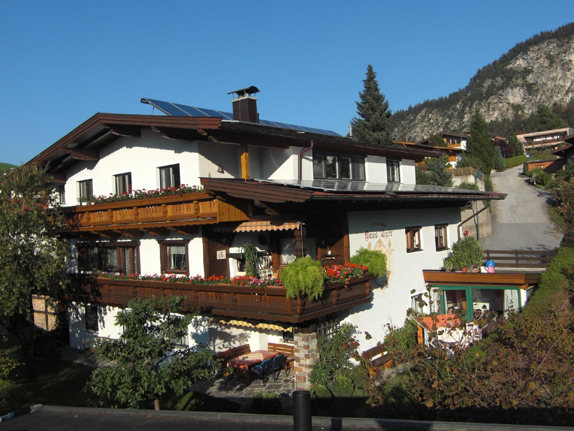 Tolle Ferienwohnung in Vorderthiersee mit Grill, G  in der Urlaubsregion Kufstein