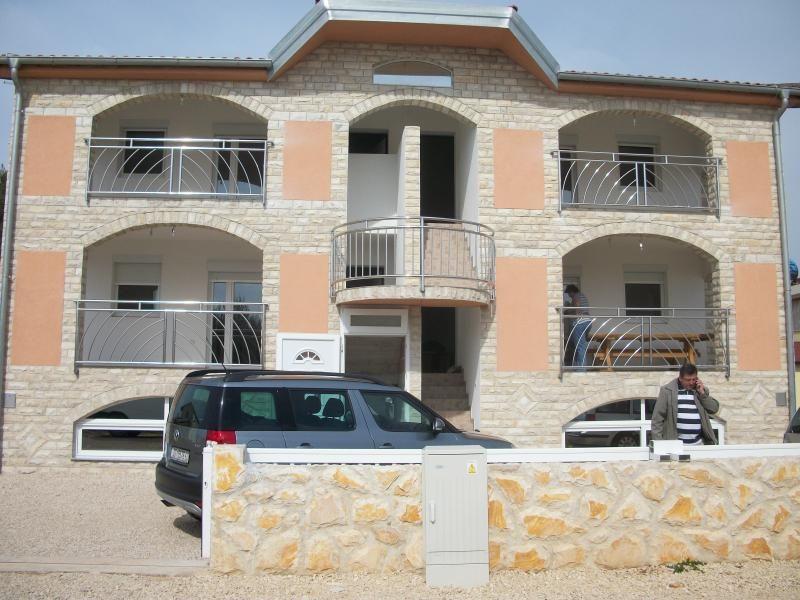 Ferienwohnung für 4 Personen ca. 70 m² i Ferienwohnung in Dalmatien