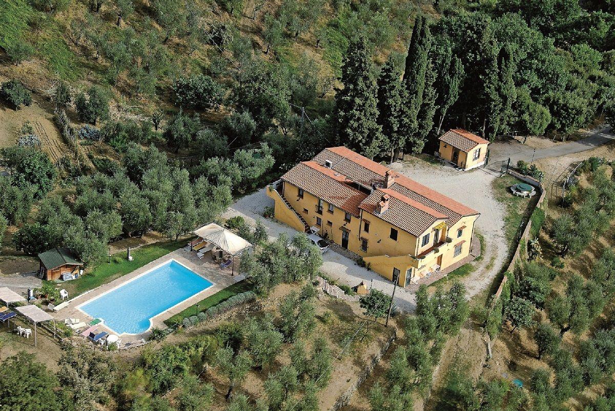 Ferienhaus in Monsummano Terme mit Privatem Pool Ferienhaus in Italien