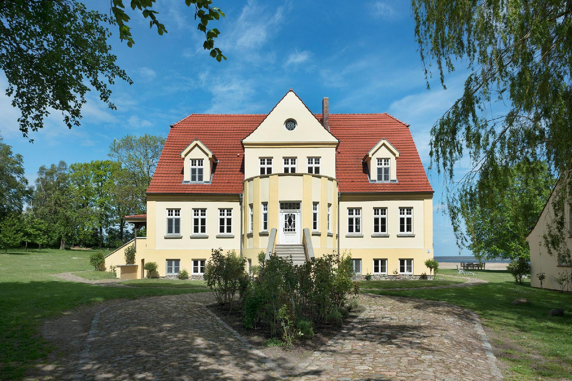 Wohnung im zweiten Obergeschoss des Gutshauses Ferienwohnung in Mecklenburg Vorpommern
