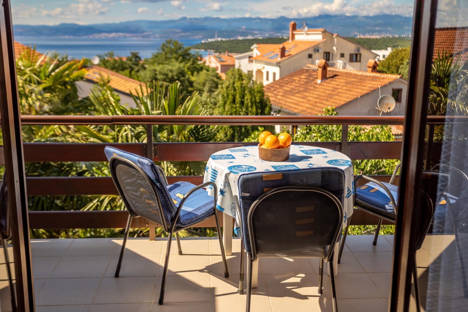 Ferienwohnung für 3 Personen ca. 35 m² i   kroatische Inseln