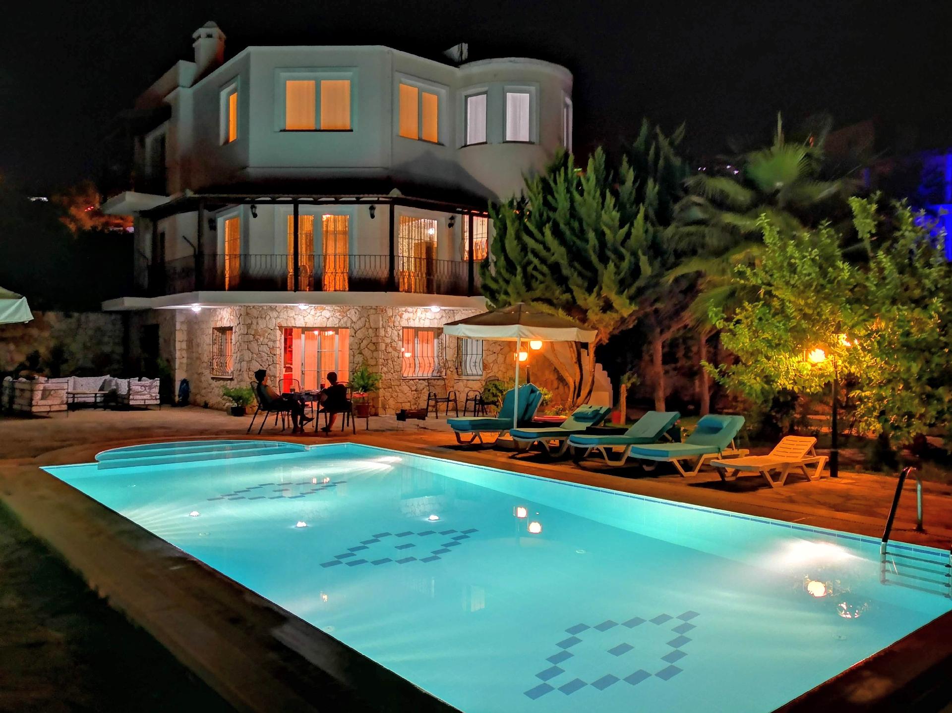 Herrliche, große Villa mit Pool und atembera   TÃ¼rkische Riviera