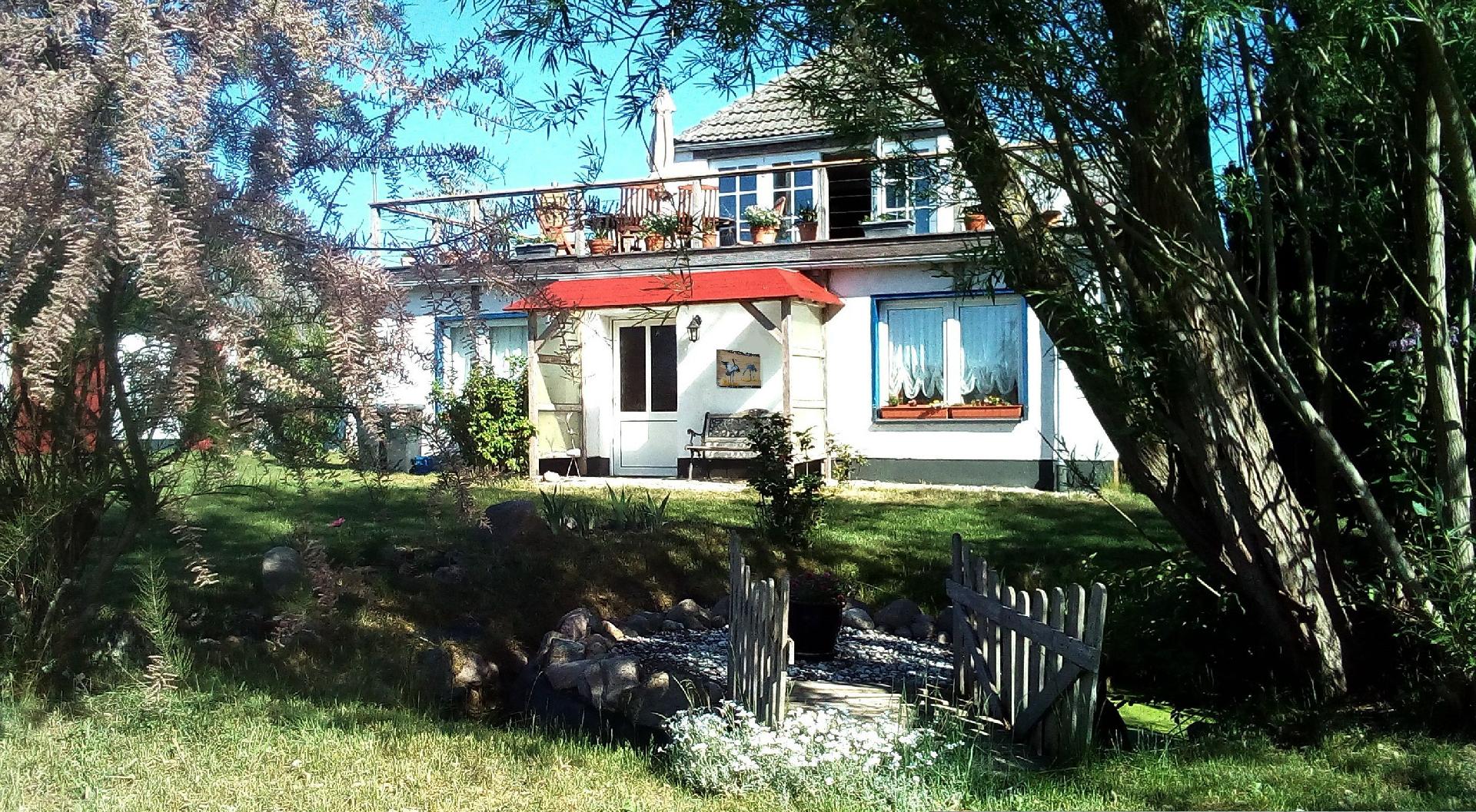 Wohnung in Wendhof mit Garten, Grill und Terrasse Ferienhaus 
