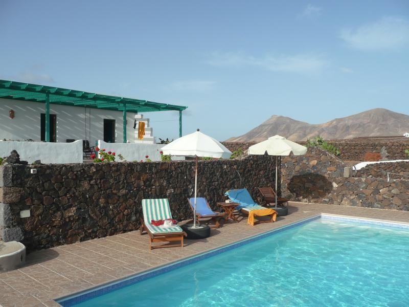 Finca mit Pool und herrlichem Meerblick Ferienhaus  Lanzarote