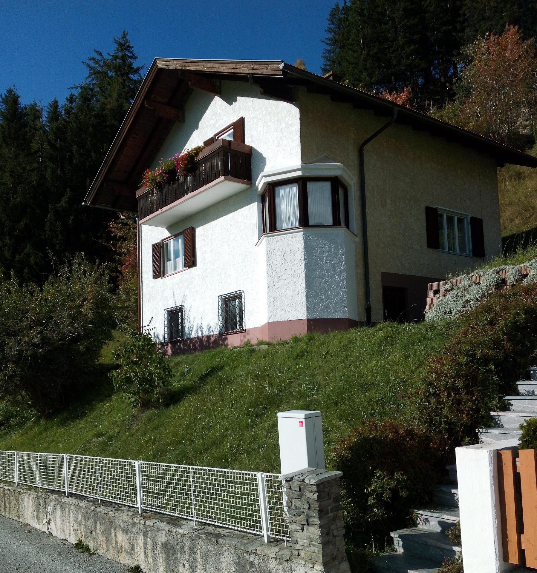 Ferienwohnung in ruhiger Lage am Waldrand Ferienhaus  Tirol