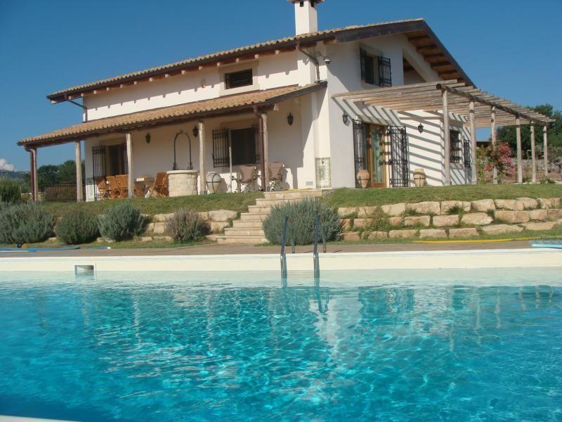 Appartement in Ragusa mit Grill, gemeinsamem Pool  Ferienhaus in Italien