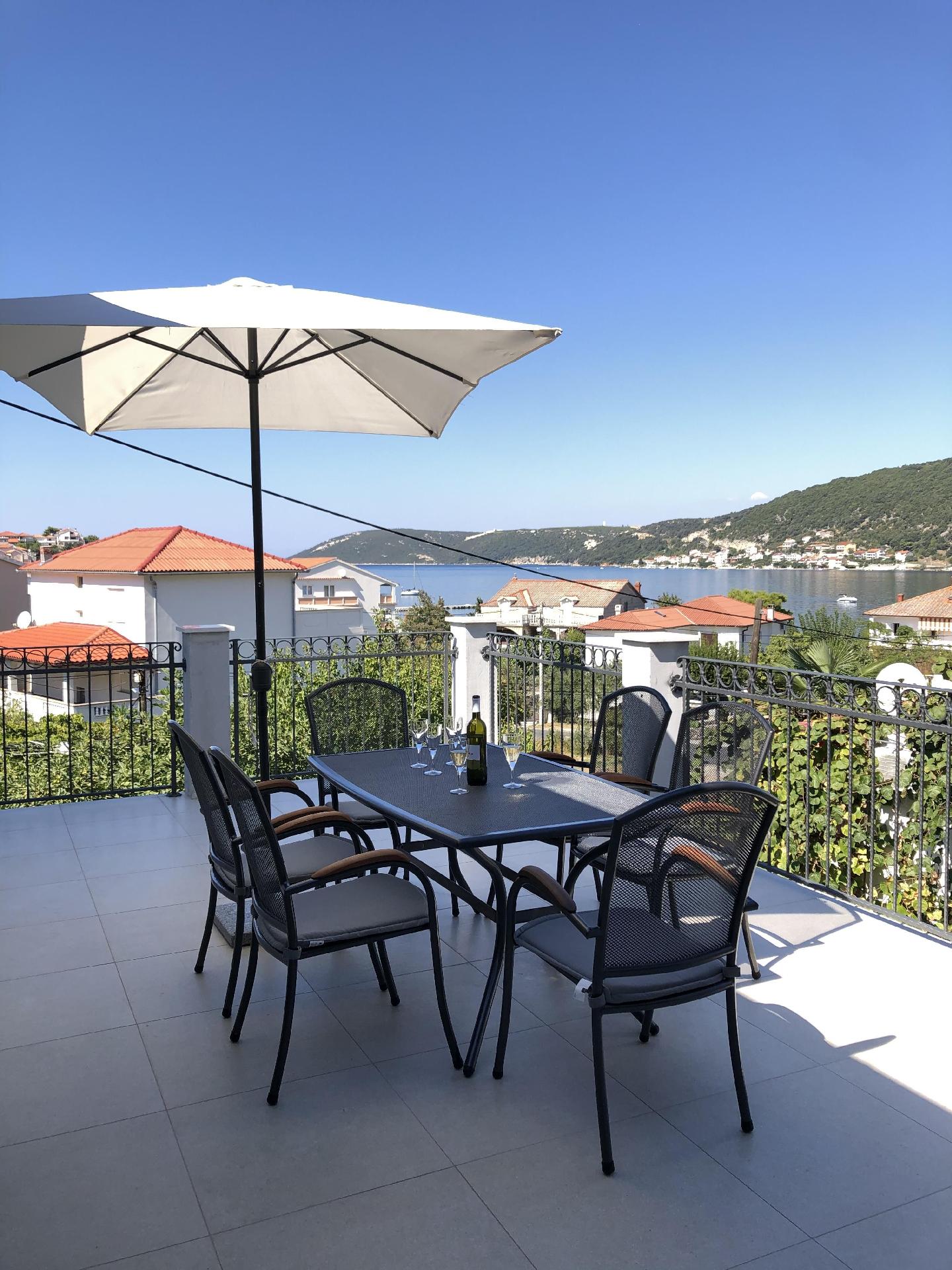 Charmantes Appartement in Supetarska Draga mit Gro Ferienhaus  kroatische Inseln