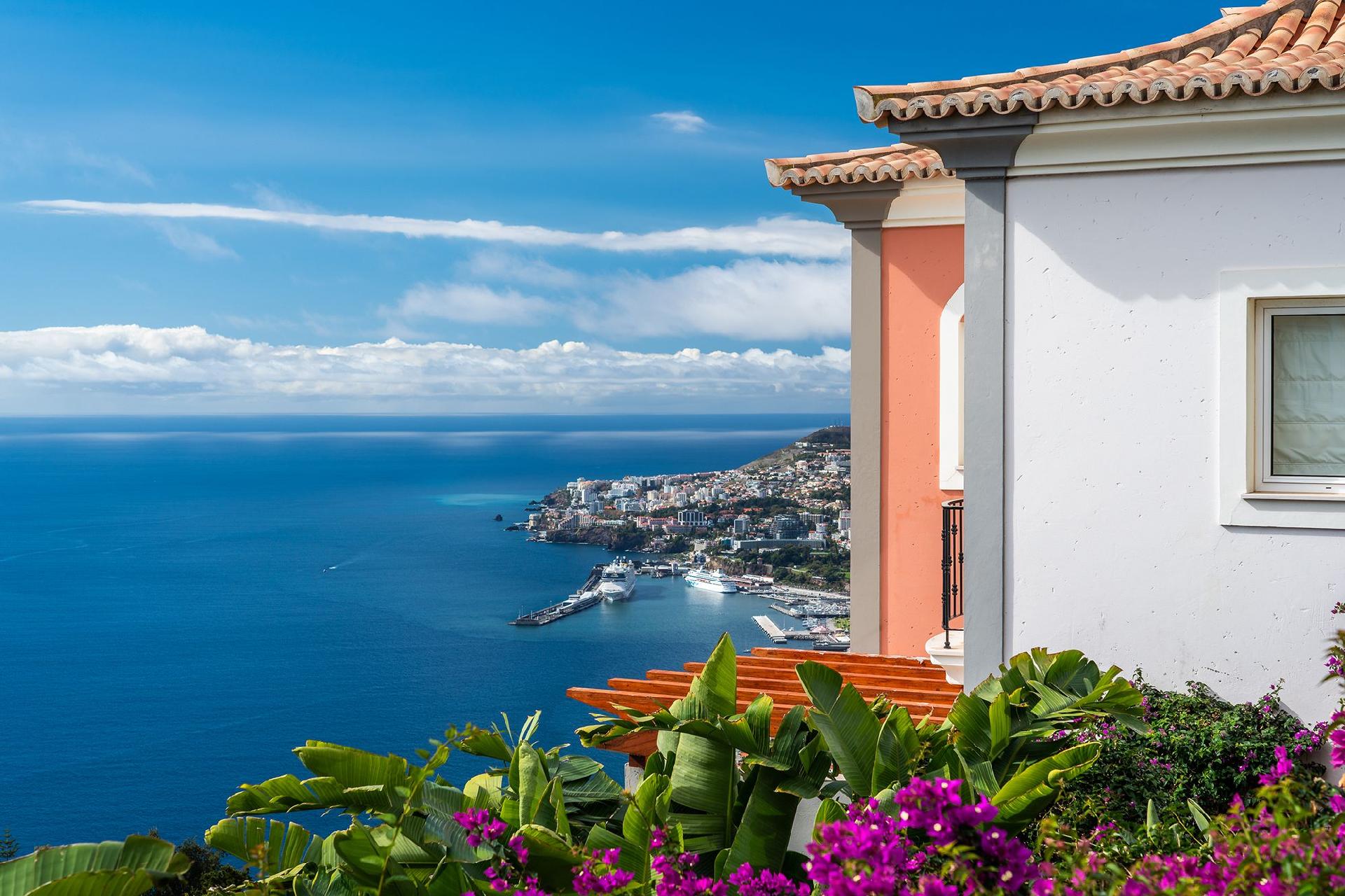 Elegante Ferienwohnung mit Gemeinschaftspool und W  auf Madeira