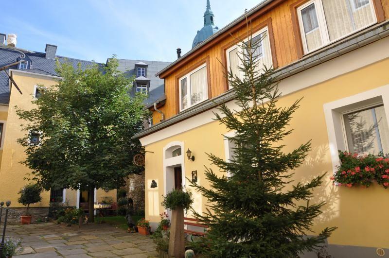 Ferienhaus auf zwei Etagen im historischen Stadtke   Erzgebirge