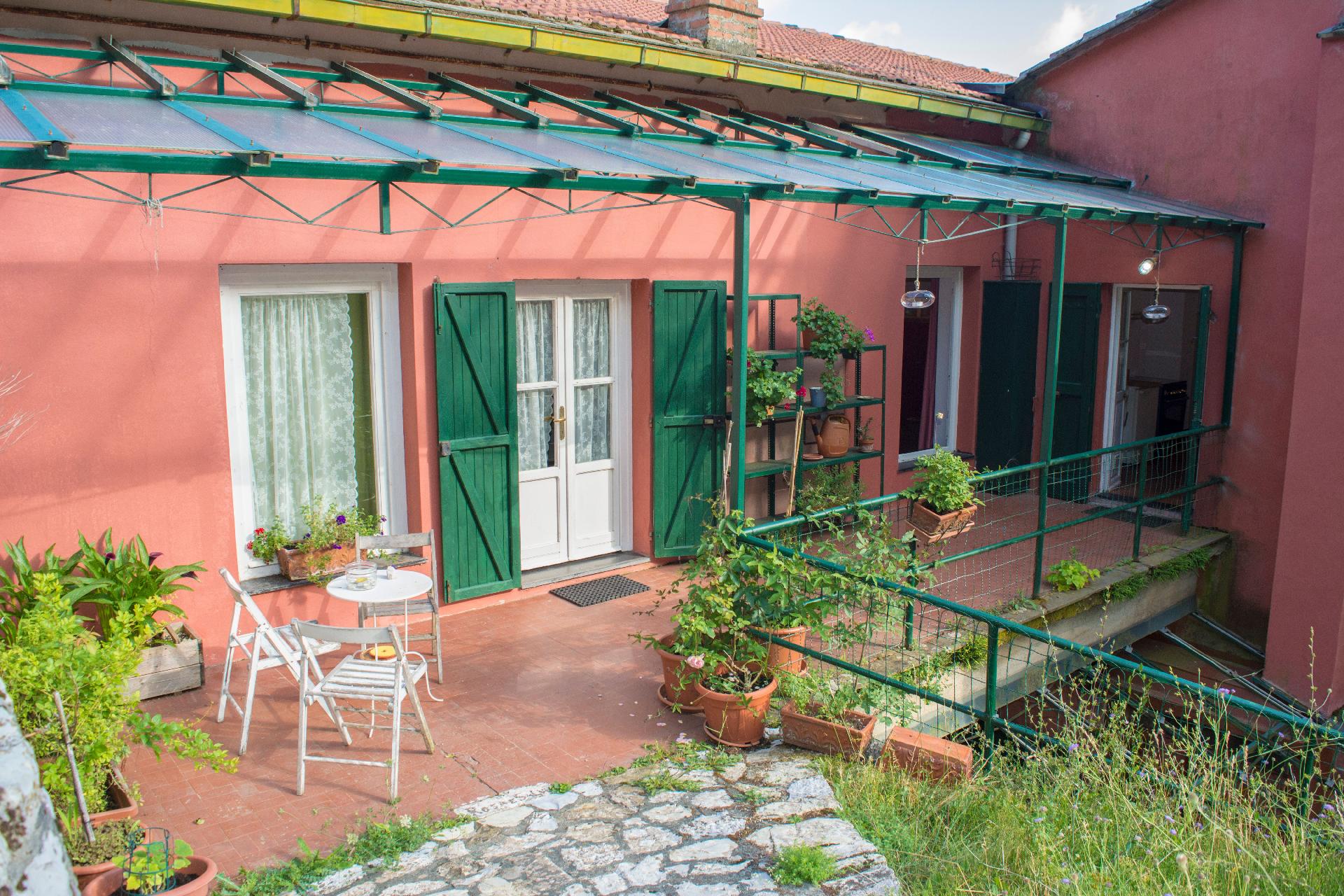 Komfortable zweizimmerwohnung inmitten der Natur Bauernhof  Genova
