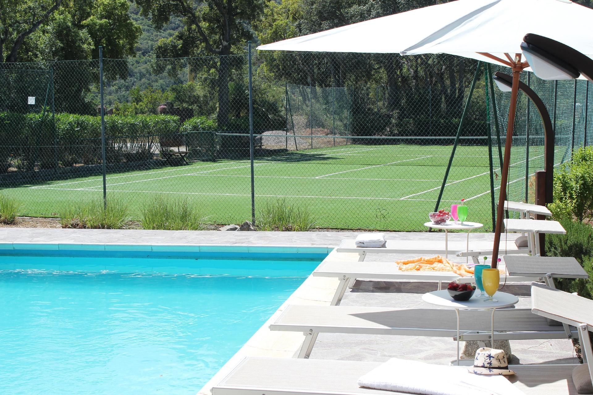 Private Villa mit Pool, Tennis, Pingpong 5 min zum  in Italien