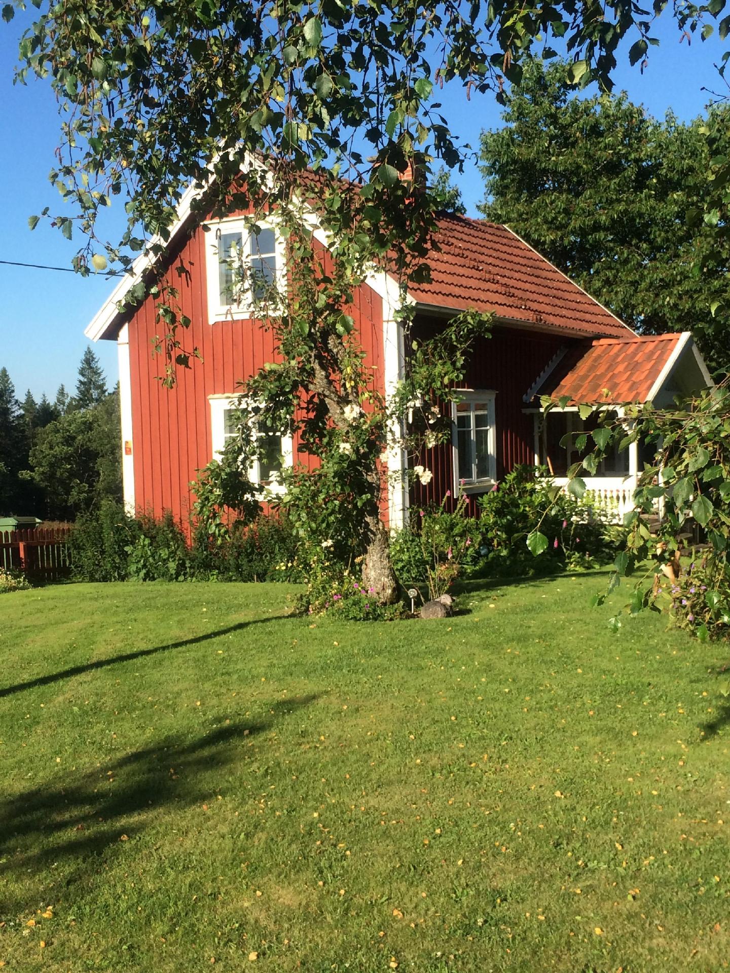 Kleines Ferienhaus auf dem Gelände eines Baue Ferienhaus in Schweden