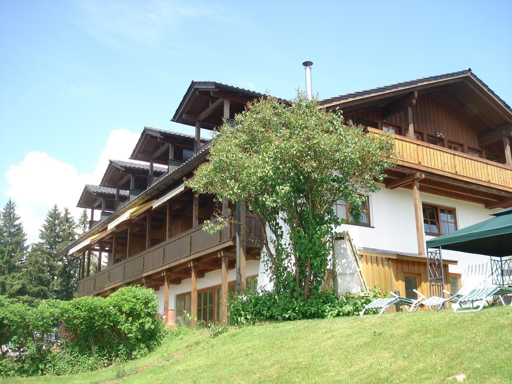 Appartement in Hönigsgrub mit Eigenem Balkon  Ferienwohnung in Europa
