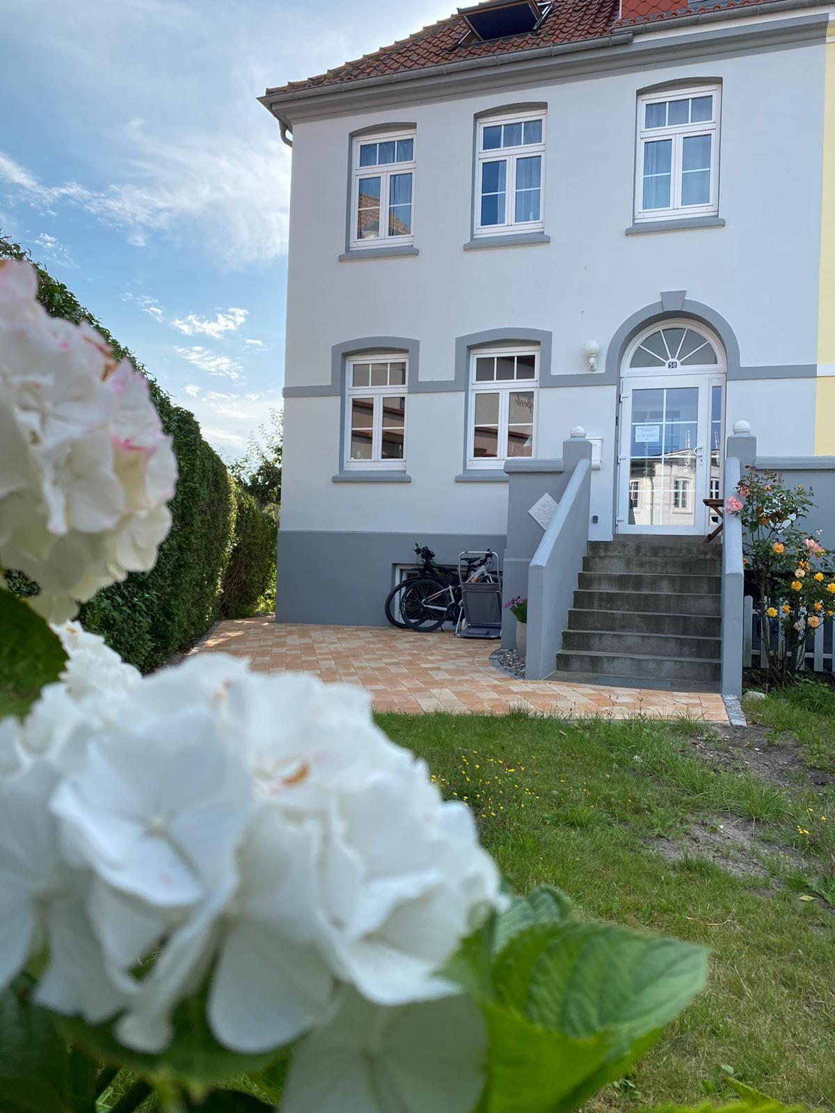 Hell und freundlich eingerichtete Wohnung mit Blic Ferienhaus in Dahme