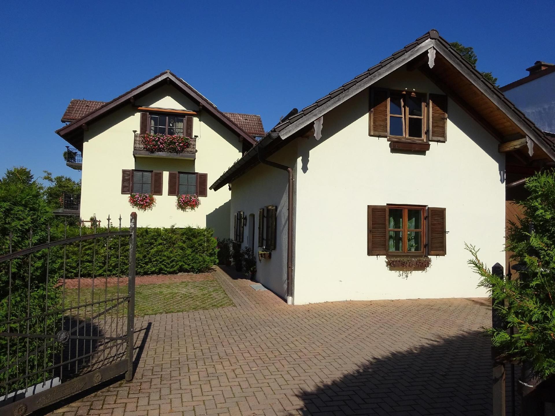 Gemütliche Ferienwohnung in Bayerisch Gmain m Ferienhaus  Berchtesgadener Land