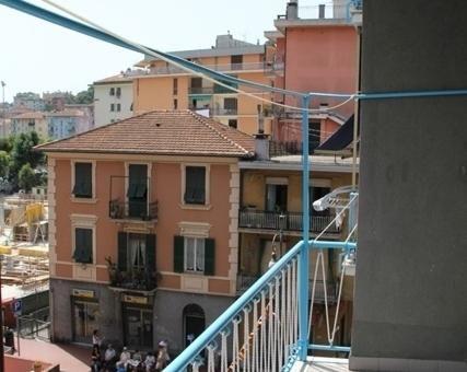 Helle Ferienwohnung mit großen Balkonen im Z Ferienwohnung  Ligurien