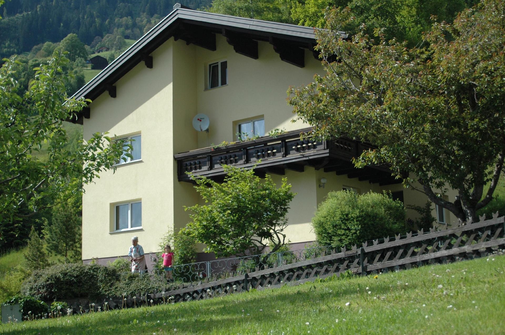 Große Wohnung in Silbertal mit Großem  Ferienhaus  Vorarlberg