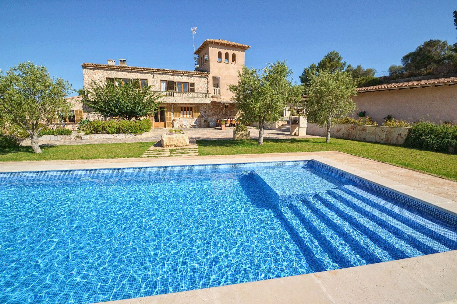 Ferienhaus mit Privatpool für 10 Personen ca. Ferienhaus  Mallorca Ostküste