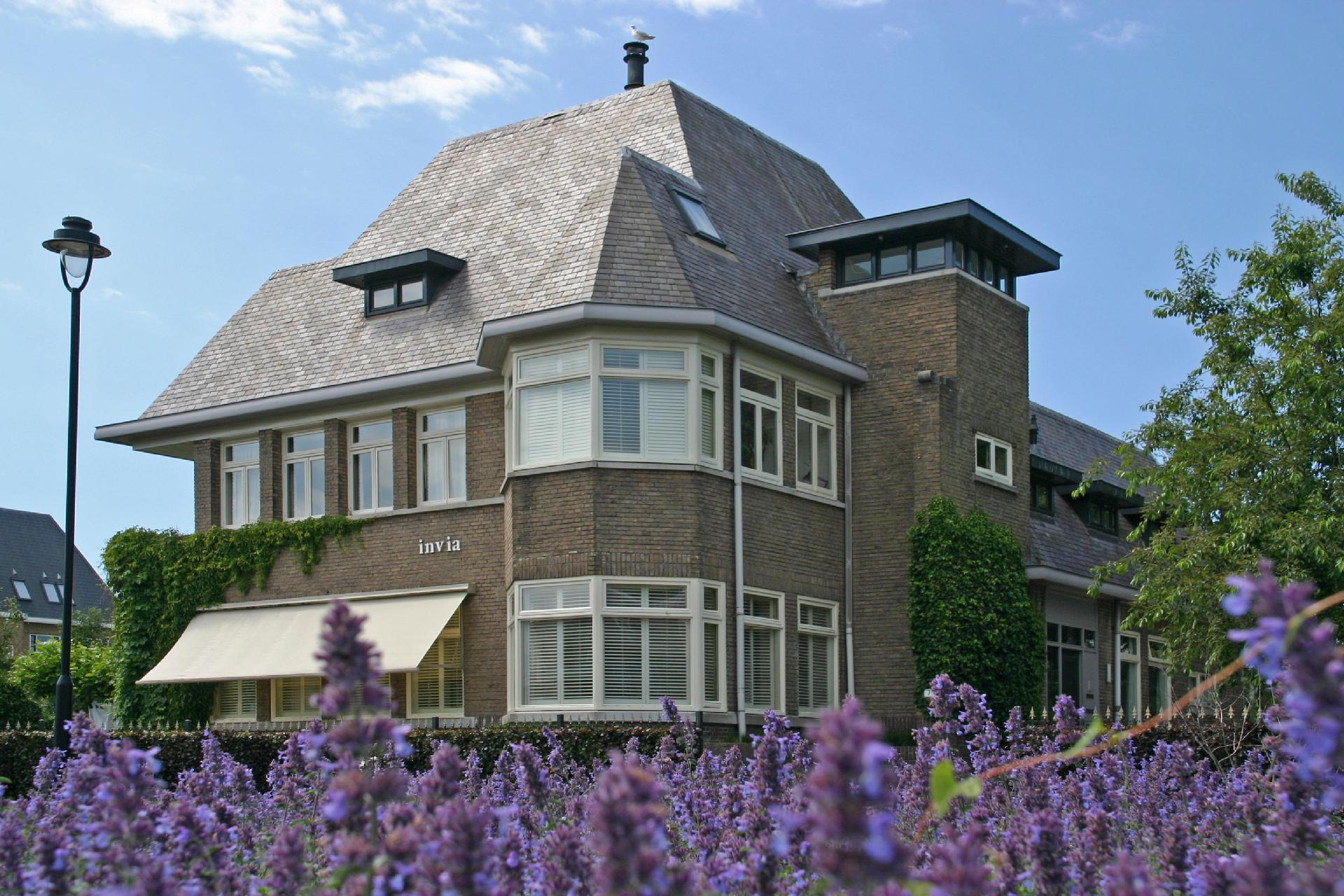 Schönes Ferienhaus in Noordwijk mit Garten un Ferienwohnung 