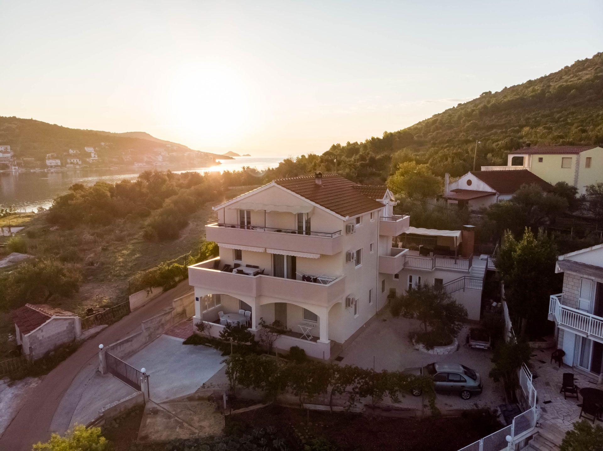 Ferienwohnung mit Terrasse Ferienwohnung in Dalmatien