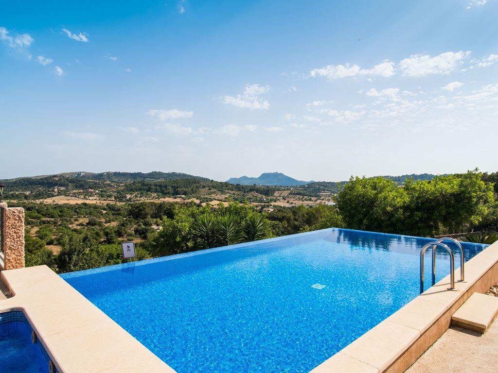 Ferienhaus für 7 Personen ca. 170 m² in    Mallorca