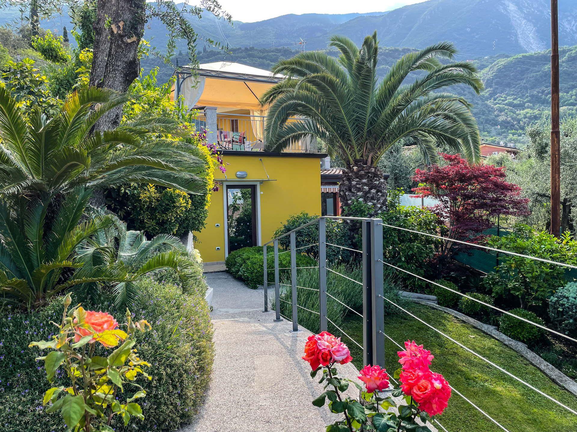 Ferienhaus mit herrlicher Dachterrasse mit Seeblic Ferienhaus  Gardasee - Lago di Garda