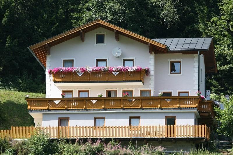 Haus Dorfblick Ferienhaus in der Sportwelt Amade
