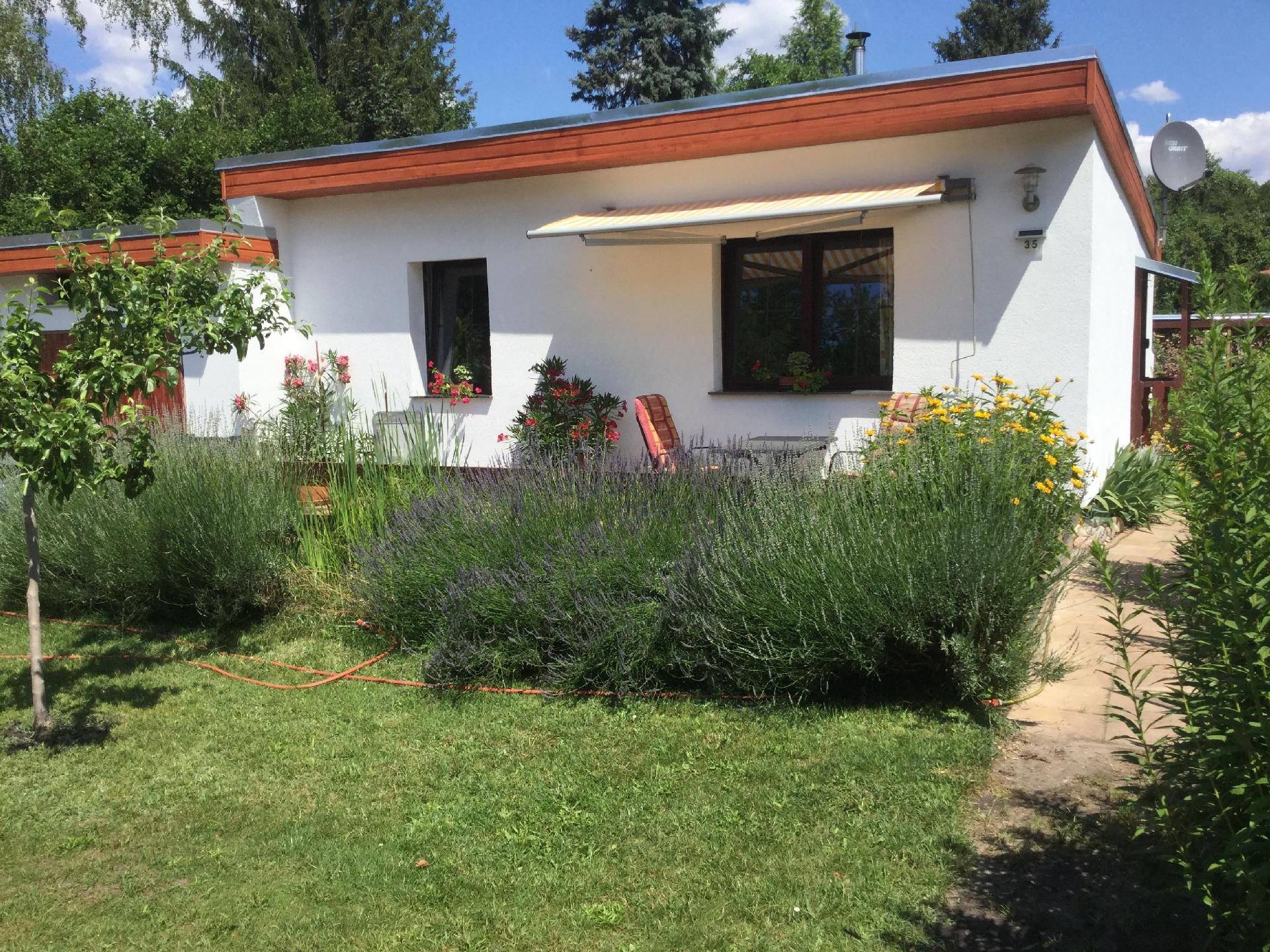 Kleines Ferienhaus in Rangsdorf mit großem G Ferienhaus  Havelland Fläming