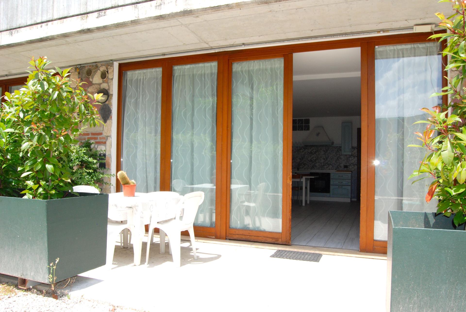 Wohnung in Desenzano Del Garda mit Terrasse und Ga