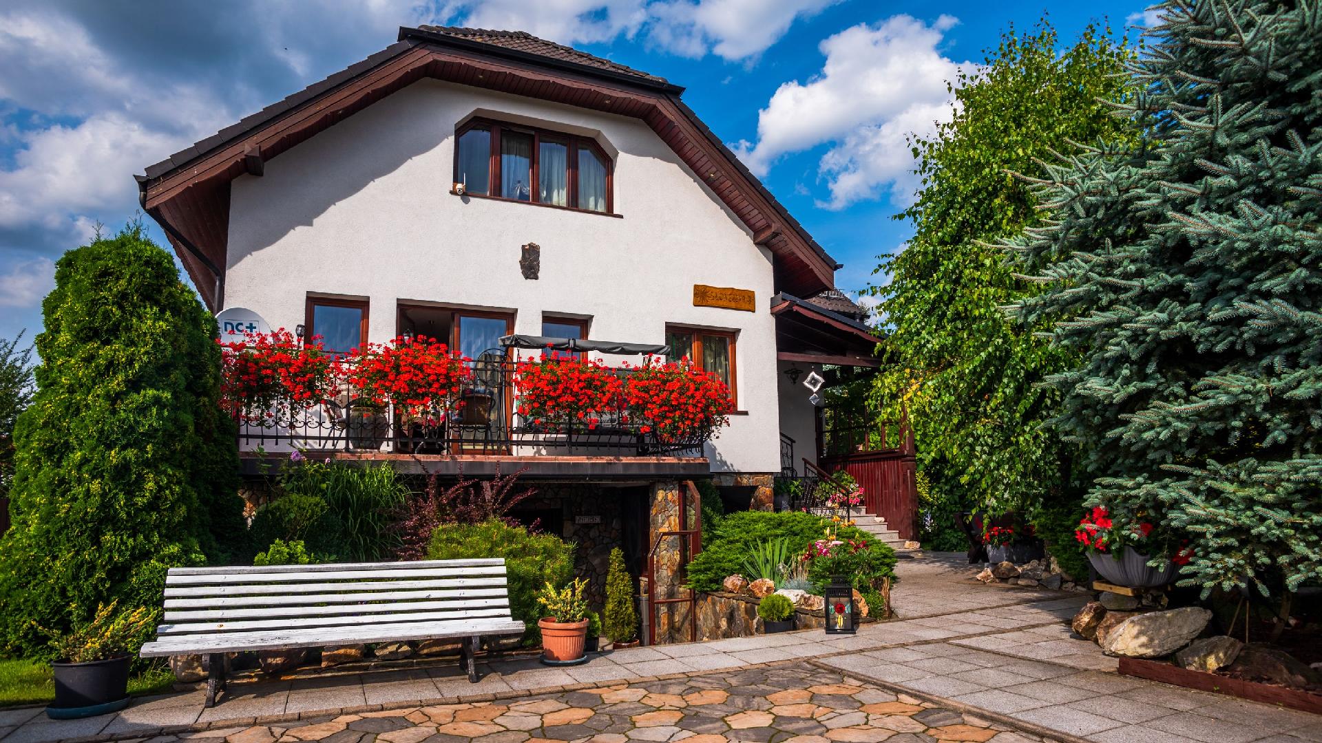 Wohnung in Mys?akowice mit Terrasse, Garten und Gr Ferienhaus in Polen