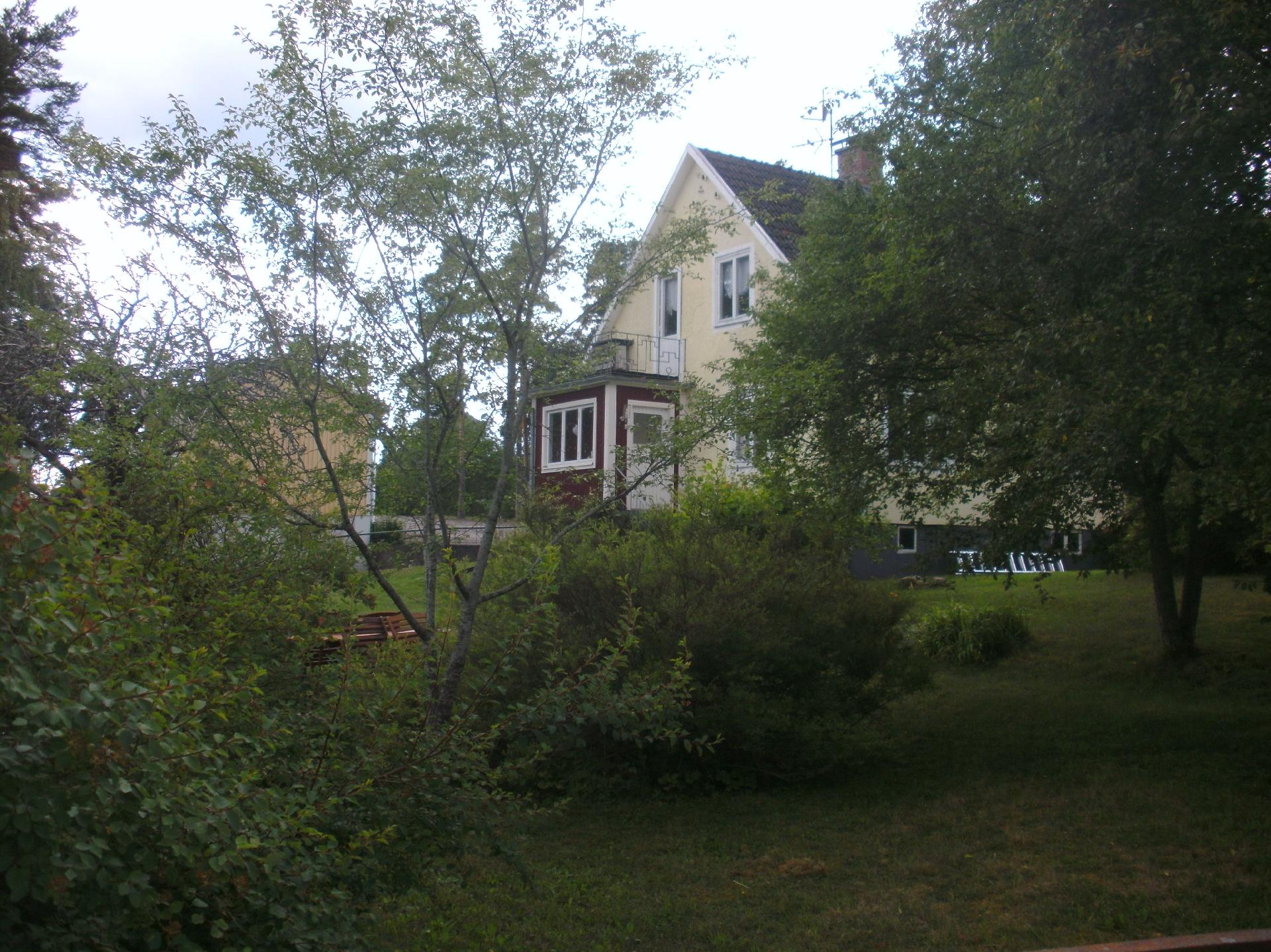 Ferienhaus mit Sauna und Kaminofen sowie Terrasse  in Schweden