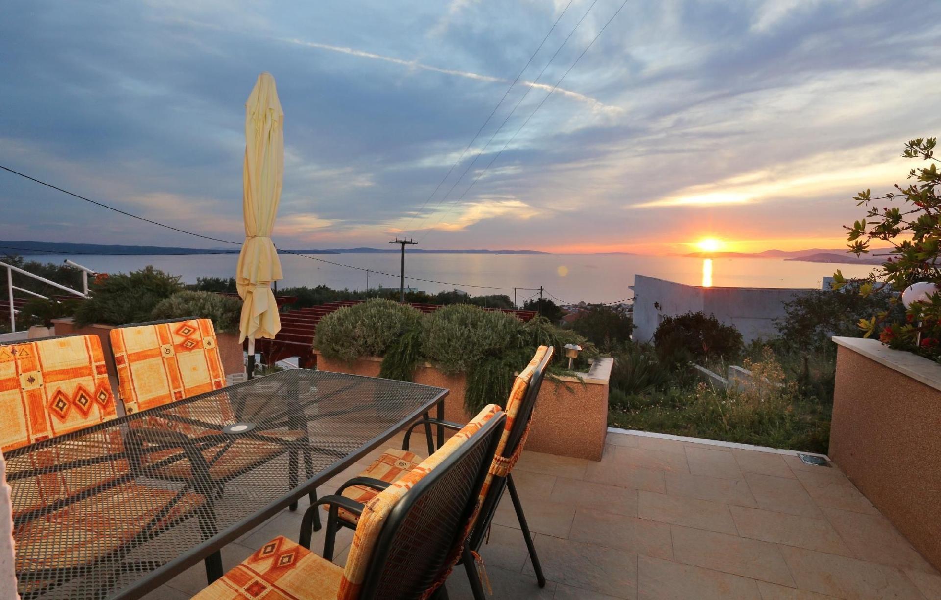 Ferienwohnung mit Terrasse und herrlichem Ausblick  in Dalmatien
