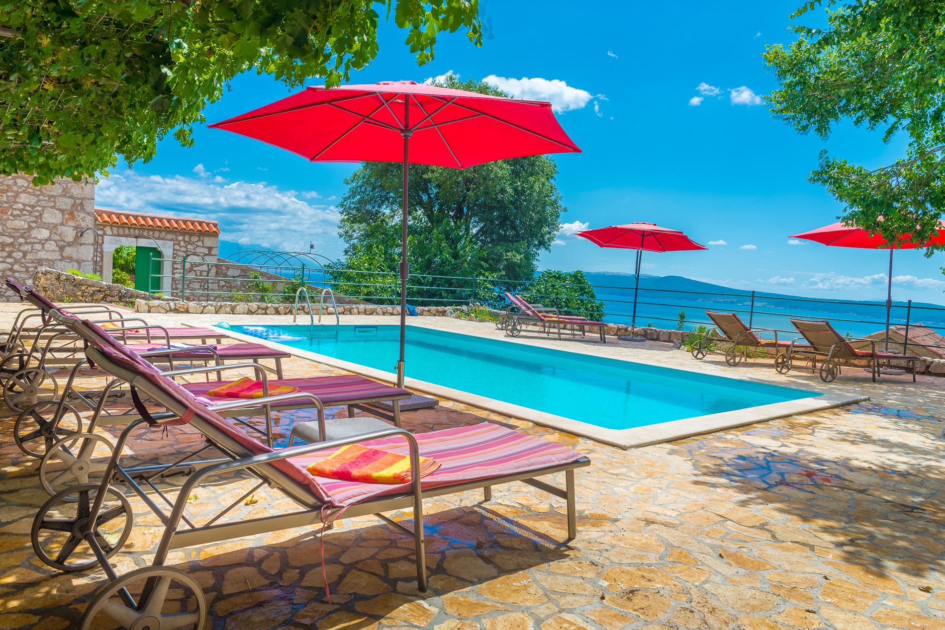Ferienhaus für 8 Personen ca. 100 m² in   in Kroatien
