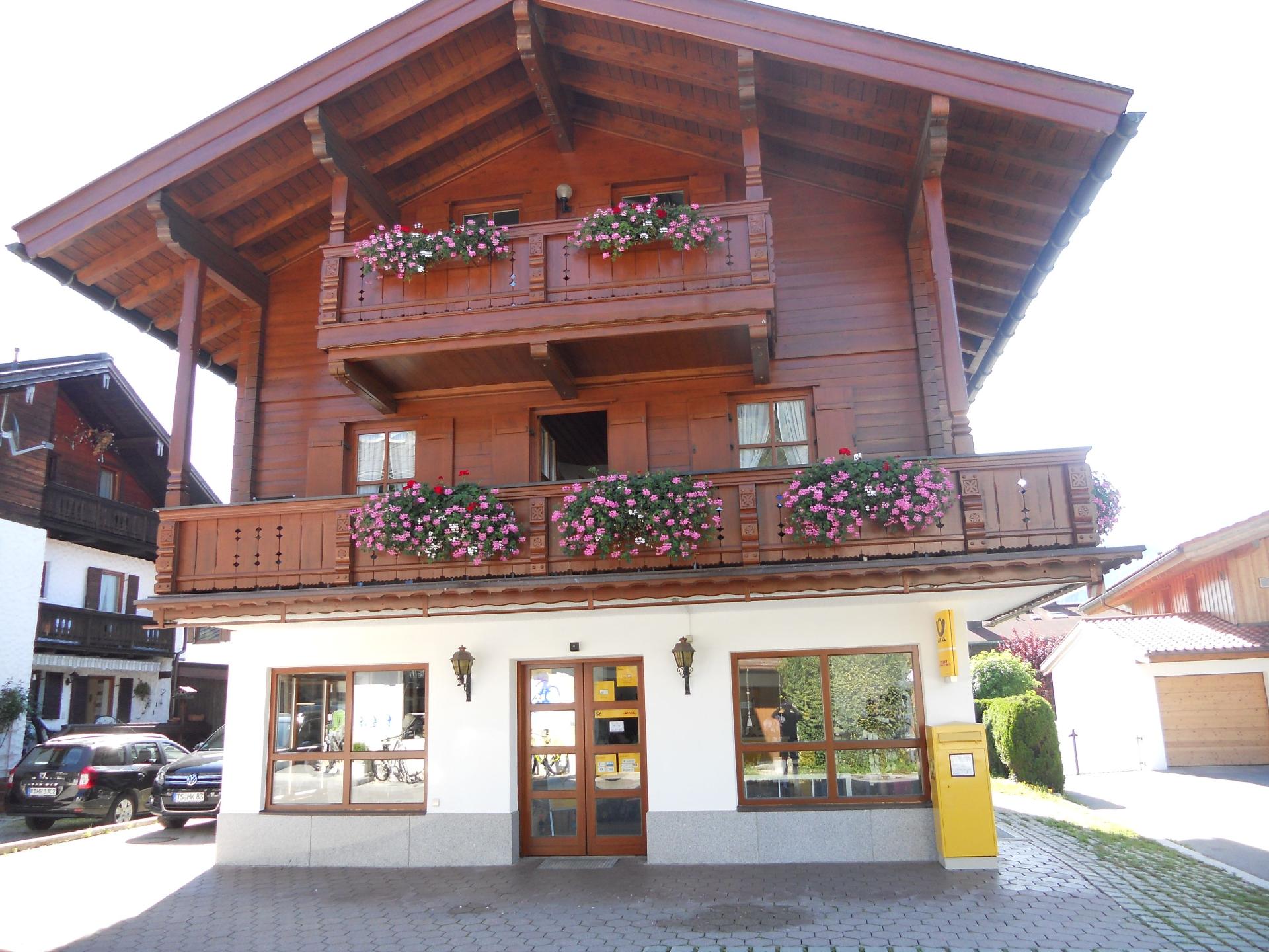 Gemütliche Ferienwohnung mit Balkonen, direkt   Chiemgau