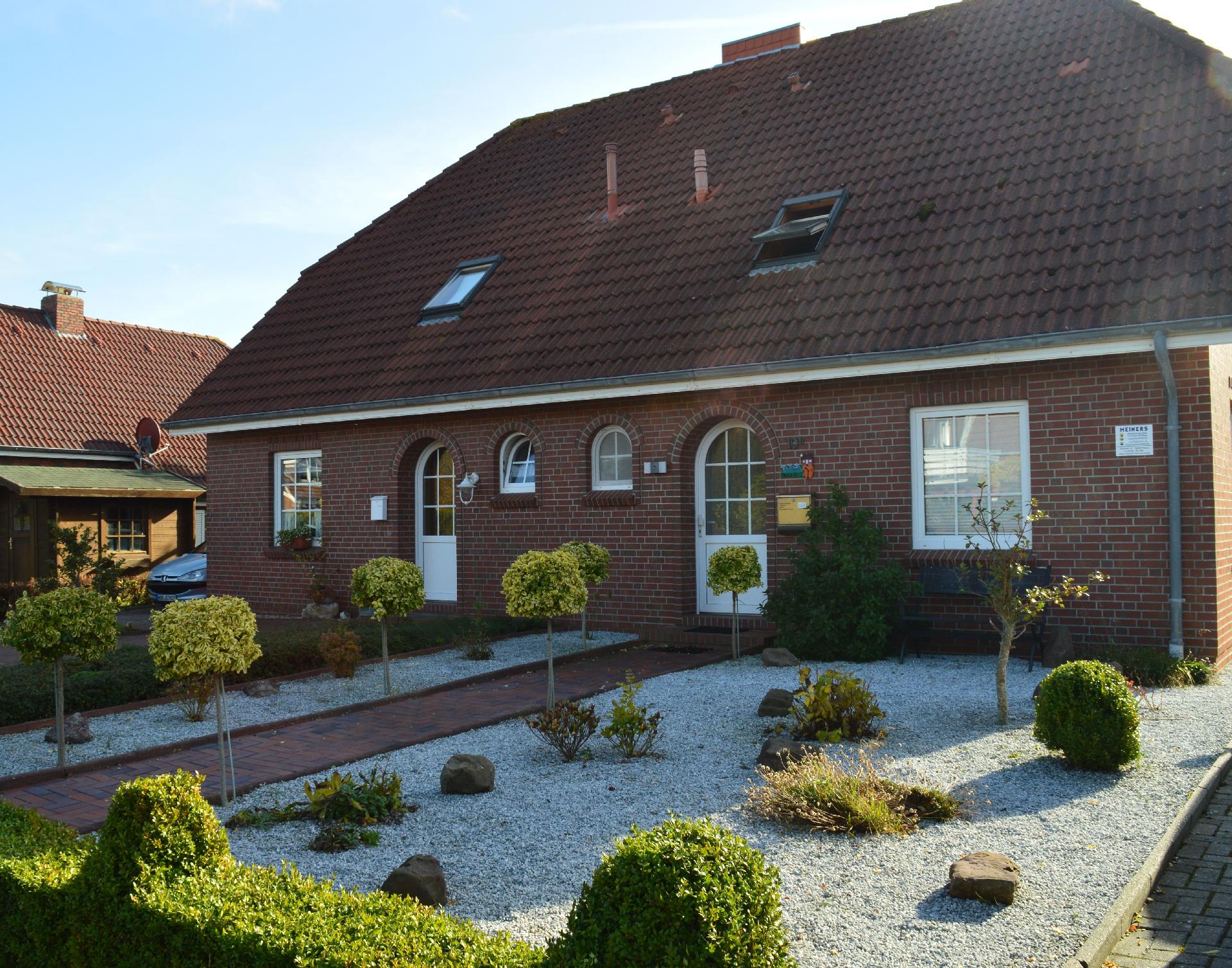  Ferienhaus mit Terrasse, Garten und Fahrradnutzun Ferienhaus  Aurich