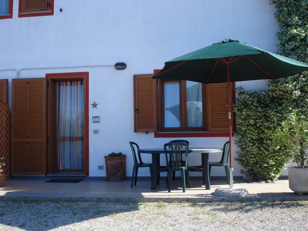 Appartement in Capoliveri mit Grill, Garten und Te  in Italien