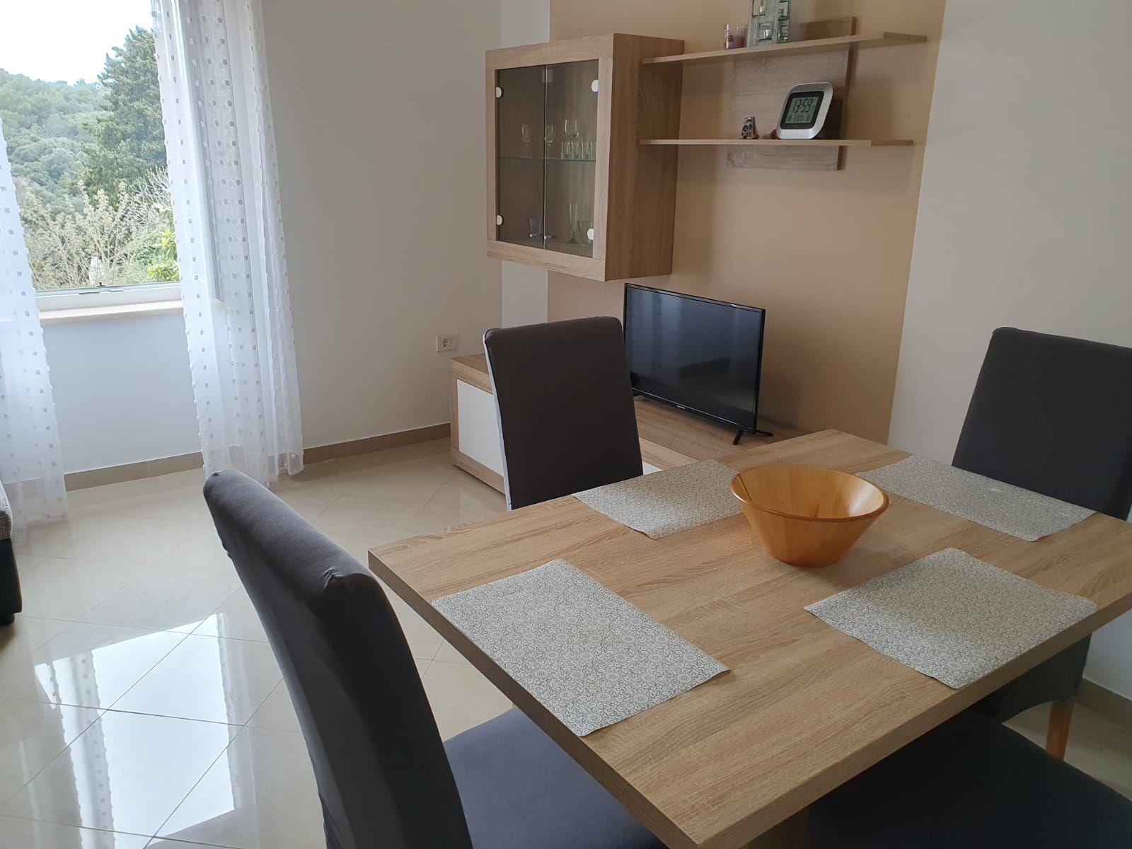 Apartment mit Balkon für zwei bis vier Person  in Istrien