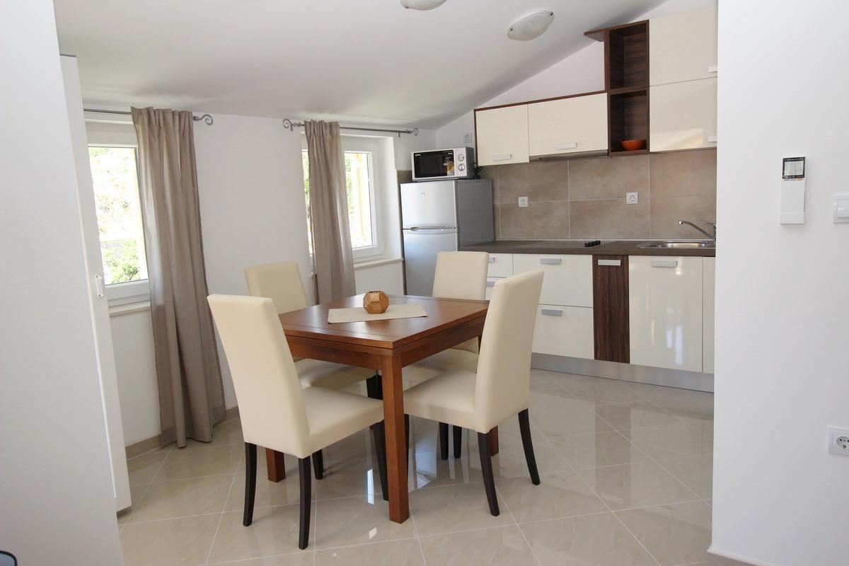 Modern eingerichtete Apartment für 2 Personen   Insel Krk