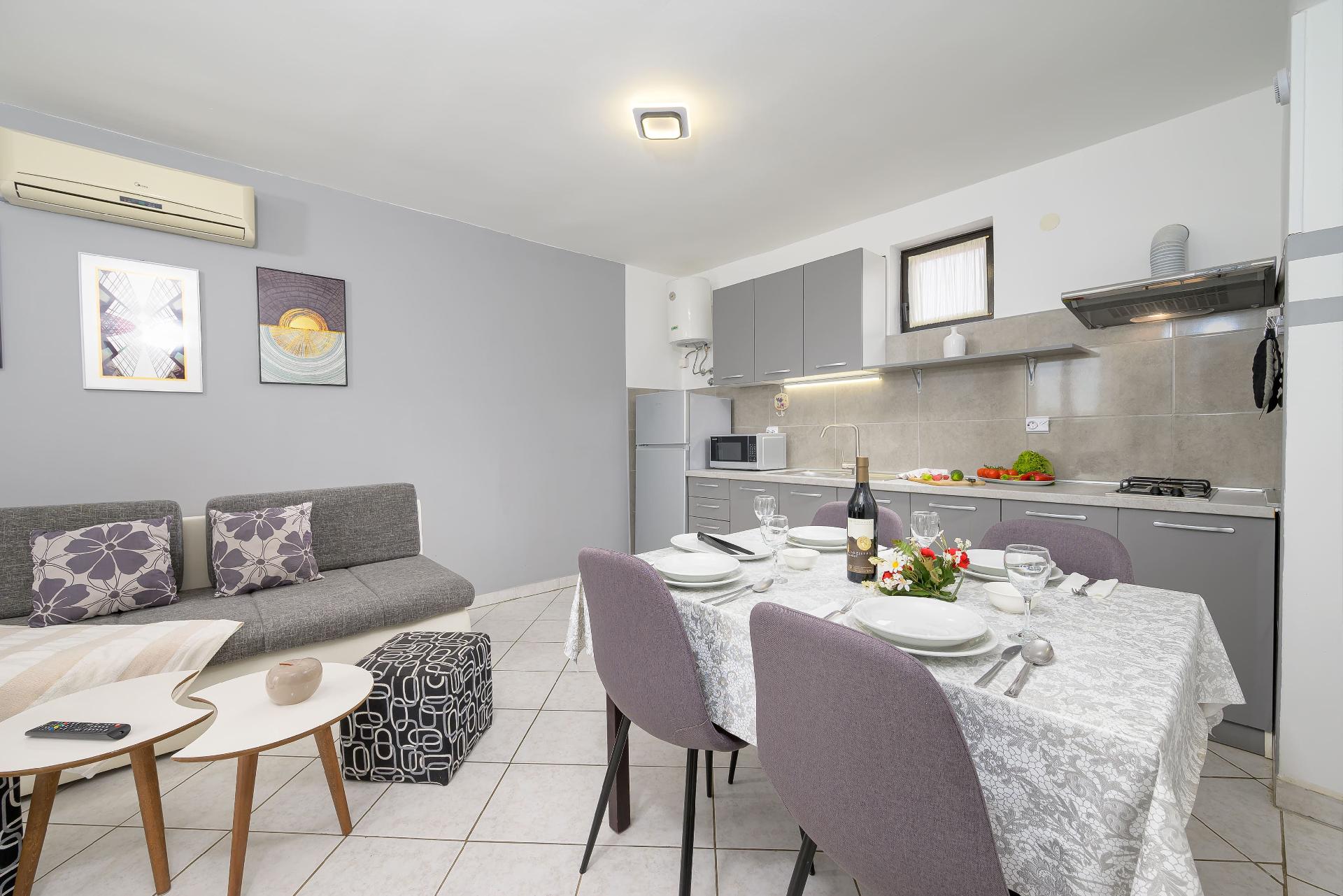 Ferienwohnung für 4 Personen ca. 64 m² i Ferienwohnung in Istrien