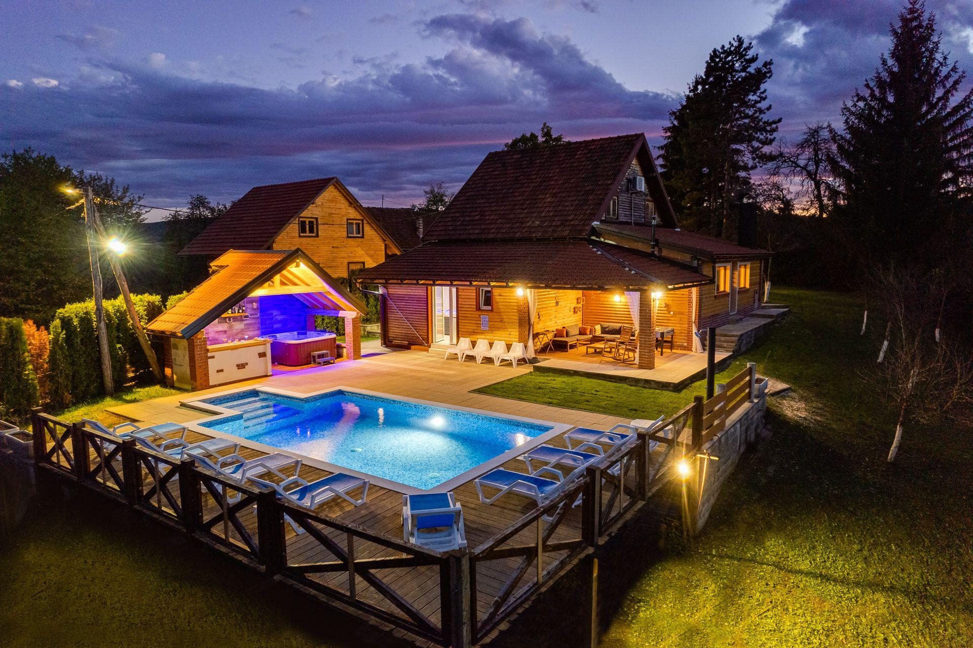 Ferienhaus in Gornje Dubrave mit Privatem Pool Ferienhaus in Kroatien