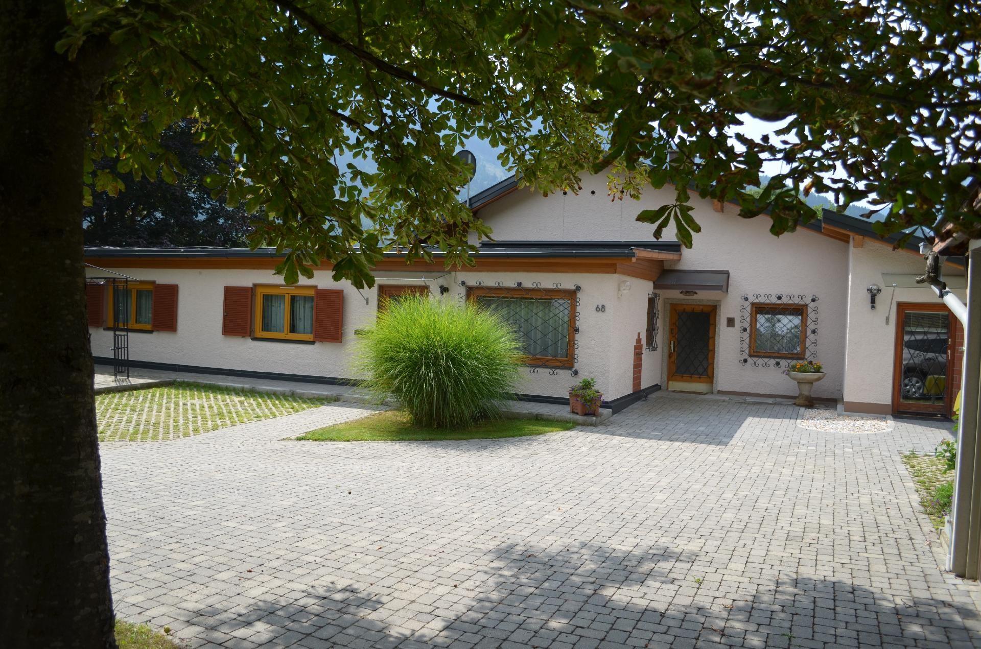 Geräumige Wohnung in Gemeinde Flattach mit Gr Ferienhaus in Österreich