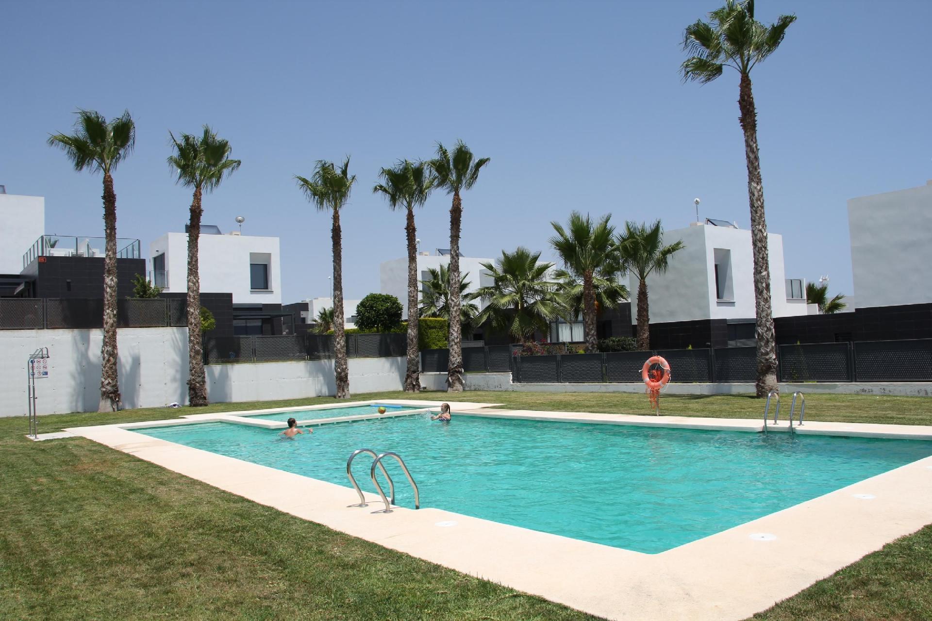 Ferienhaus in Algorfa mit Großem Garten Ferienhaus  Alicante